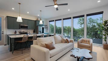 智能電視、壁爐