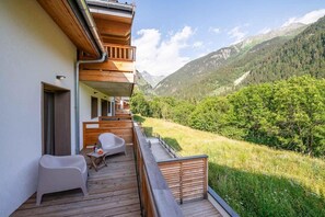 Property grounds - 1st floor, view open, balcony, parking, tv, ski locker, 72m², Champagny-en-Vanoise (Champagny-en-Vanoise)