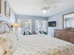 3 slaapkamers, een strijkplank/strijkijzer, wifi, beddengoed
