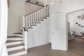 Interior entrance - Villa Anna (Piano di Sorrento)