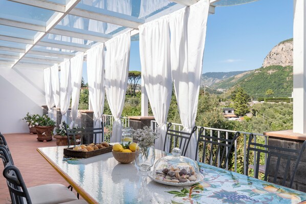 Panoramic Villa | Terrace/patio - Villa Anna (Piano di Sorrento)