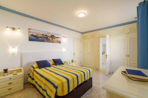 4 bedrooms, WiFi, bed sheets - Villa Arrieiro - Four Bedroom Villa, Sleeps 8 (Puerto del Carmen)