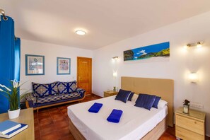 4 bedrooms, WiFi, bed sheets - Villa Arrieiro - Four Bedroom Villa, Sleeps 8 (Puerto del Carmen)