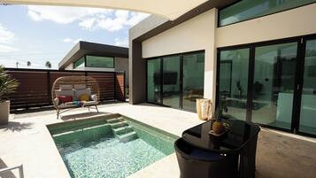 プール