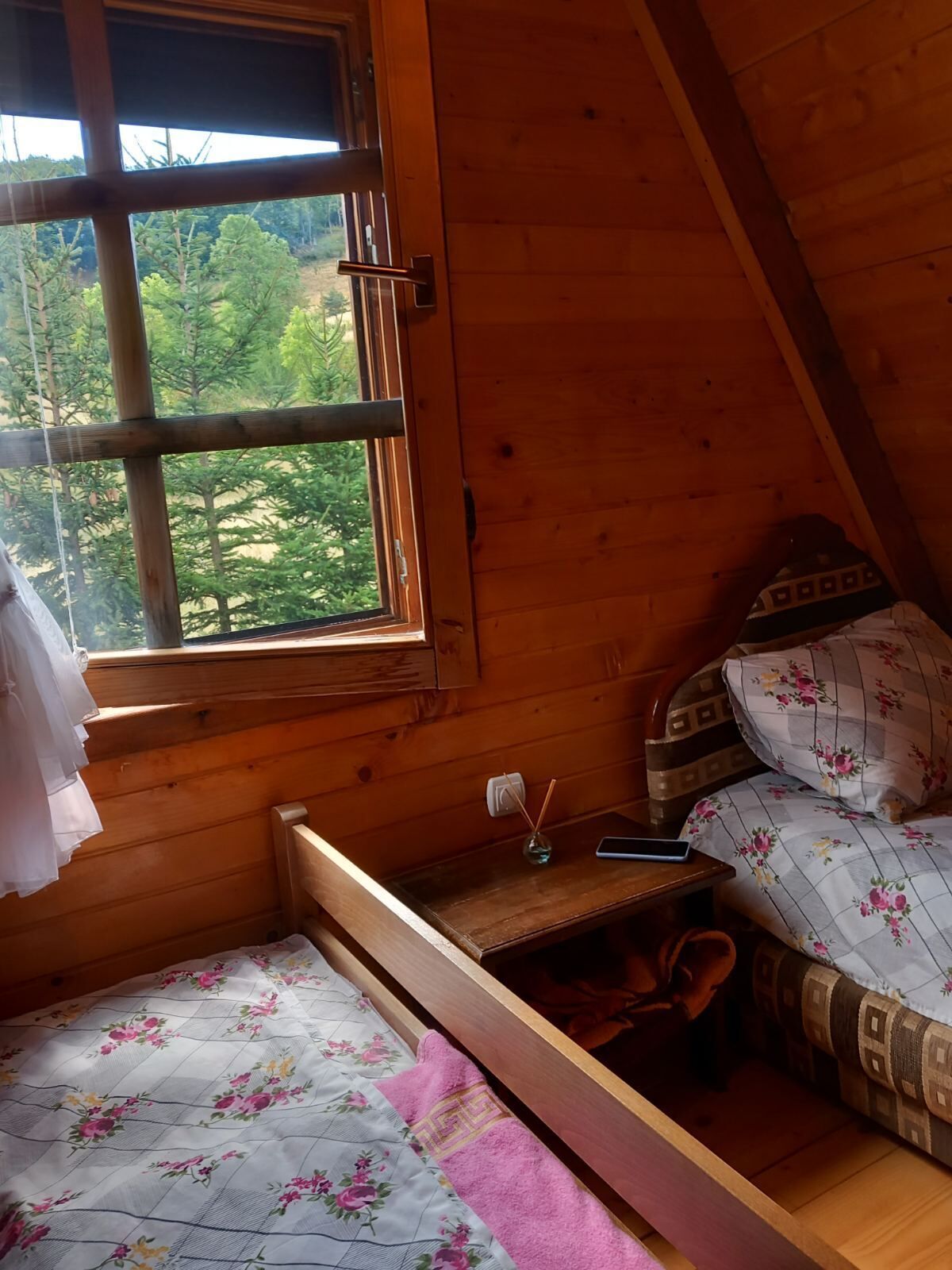 9 bedrooms, free WiFi, bed sheets