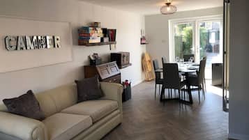 House | Living area | TV