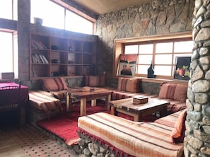 مطعم