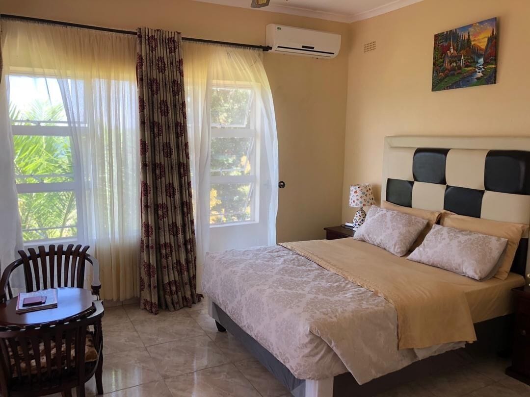 商務別墅 | 筆電工作空間、免費無線上網、床單