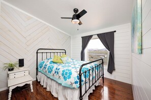 3 Schlafzimmer, Bügeleisen/Bügelbrett, Reisekinderbett, kostenloses WLAN