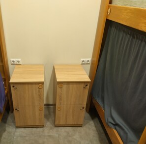 베이직 공용 도미토리 | 무료 WiFi