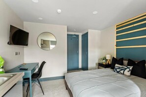 Monolocale, 1 letto queen | Wi-Fi gratuito, lenzuola