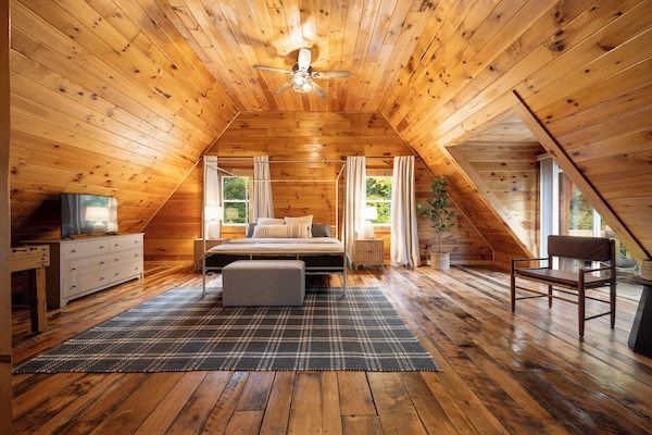 3 slaapkamers, een strijkplank/strijkijzer, reisbedje, gratis wifi