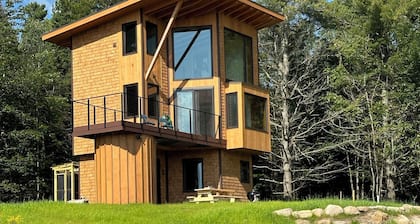 Enjoy whatever winter throws at you while you relax in the hot tub with a view!