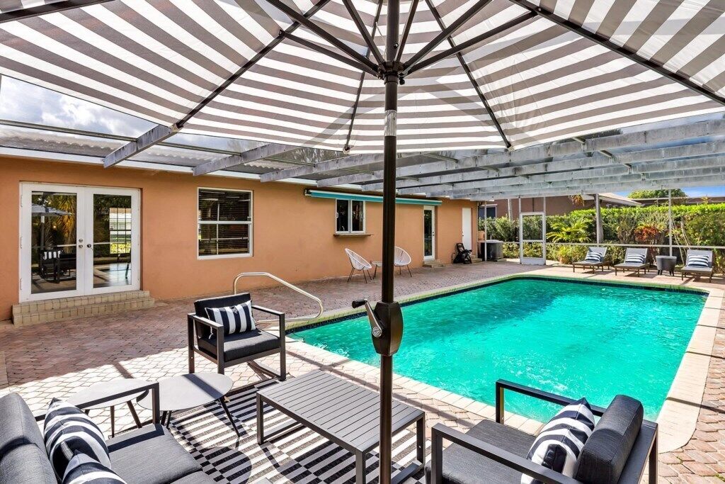 Casa Natalia 3BR Home with Pool in Hollywood Hills