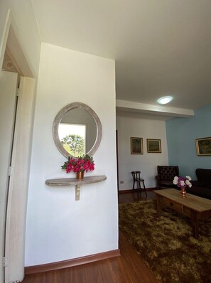 Interior - Flat Araucaria 1 by Capivari Lodge Home (Campos do Jordão)