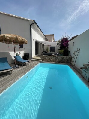 Outdoor pool - Superbe Duplex EN Ville Avec Jardin ET Piscine Privee (L'Île-Rousse)