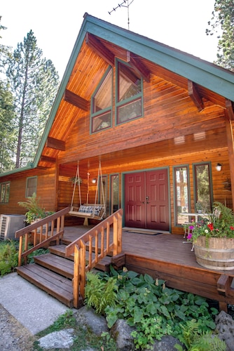 Lake Mountain Lodge - Family Time and Adventures