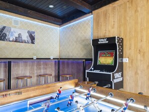 Game room