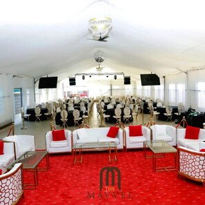In-room business centre
