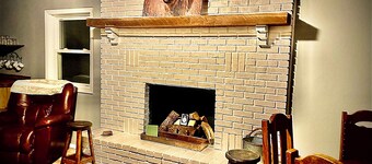 Newly Remodeled River Cabin close to Ft Leonard Wood