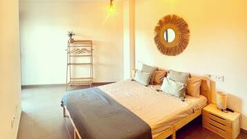 2 bedrooms, free WiFi, bed sheets