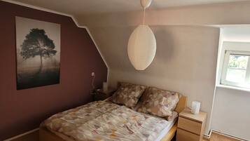 3 chambres, fer et planche Ă repasser, lit parapluie, Wi-Fi gratuit