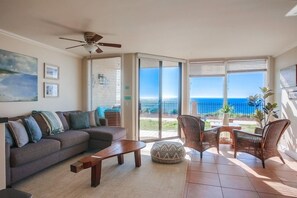 Condo, 1 Bedroom | Living area | Smart TV