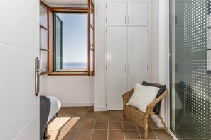 1 bedroom, iron/ironing board, WiFi, bed sheets - Eden Rentals Oceanfront Hideaway (Guía de Isora)