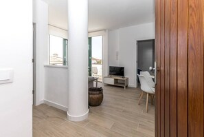 Interior - Eden Rentals Coastal Retreat (Guía de Isora)