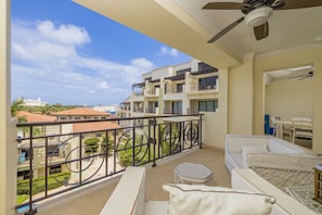 Panoramic Apartment | Balcony - Palm Aruba Condos (Noord)