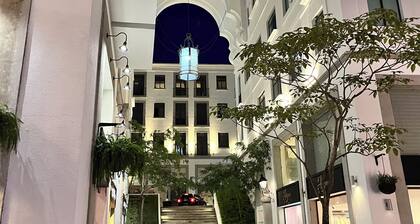 Modern, Cozy Apartment with Air Conditioning Encanto Cayala, Steps from Cayala