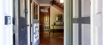 Spacious + Historic 3-story Home Private Driveway Sleeps 16 Convenient Location!