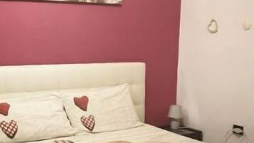 1 Schlafzimmer, WLAN, BettwÀsche