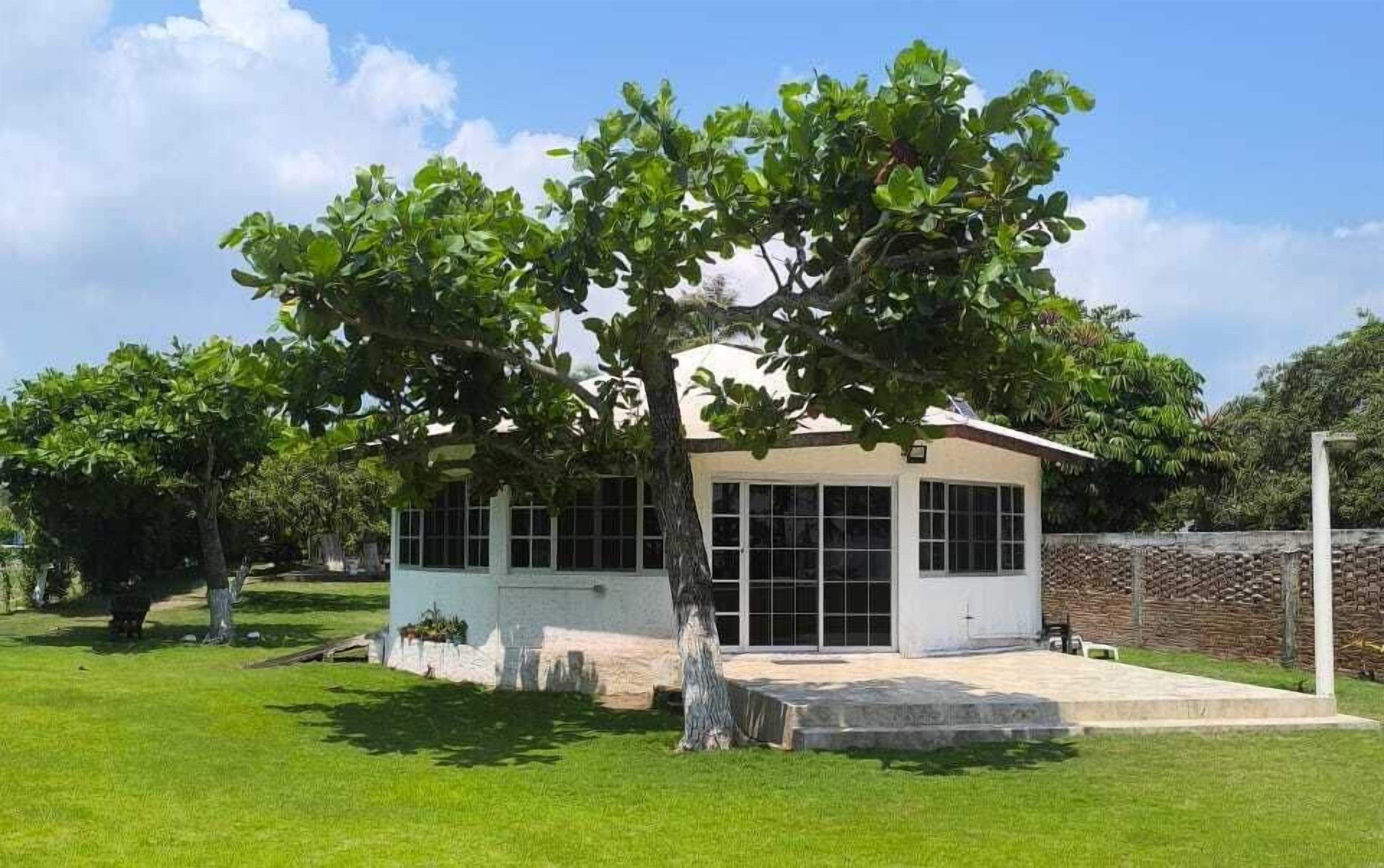 Villa familiar, vista a la alberca | Ropa de cama de alta calidad, camas con pillow-top y wifi gratis 