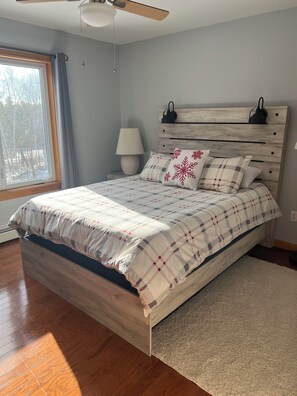 1 habitación, escritorio, wifi gratis y ropa de cama