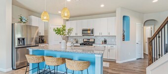 🌸Gorgeous Lakeview in the Heart of Katy🌸