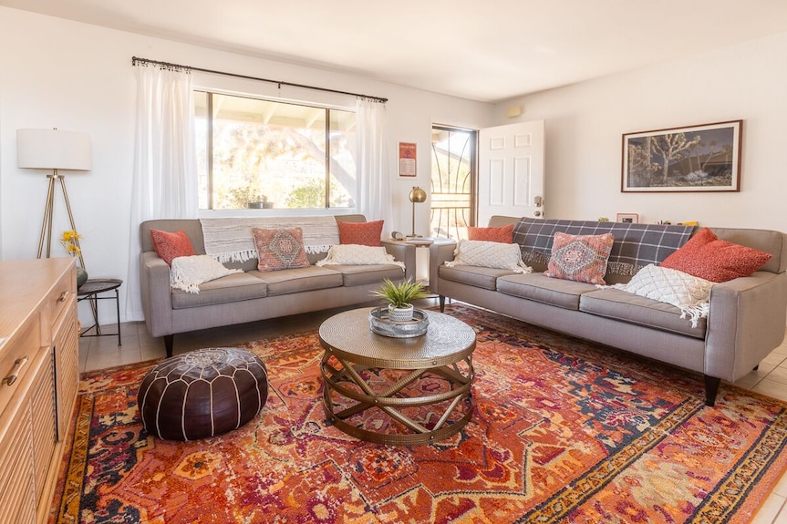 Modern Oasis. Close To National Park, Views, Firepit, Family & Pet Friendly - 約書亞樹