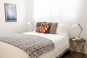 2 bedrooms, iron/ironing board, travel cot, free WiFi