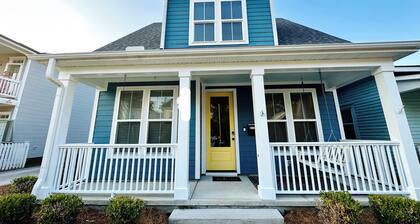 Walkable, Family & Pet friendly, Downtown, free and easy to find street parking