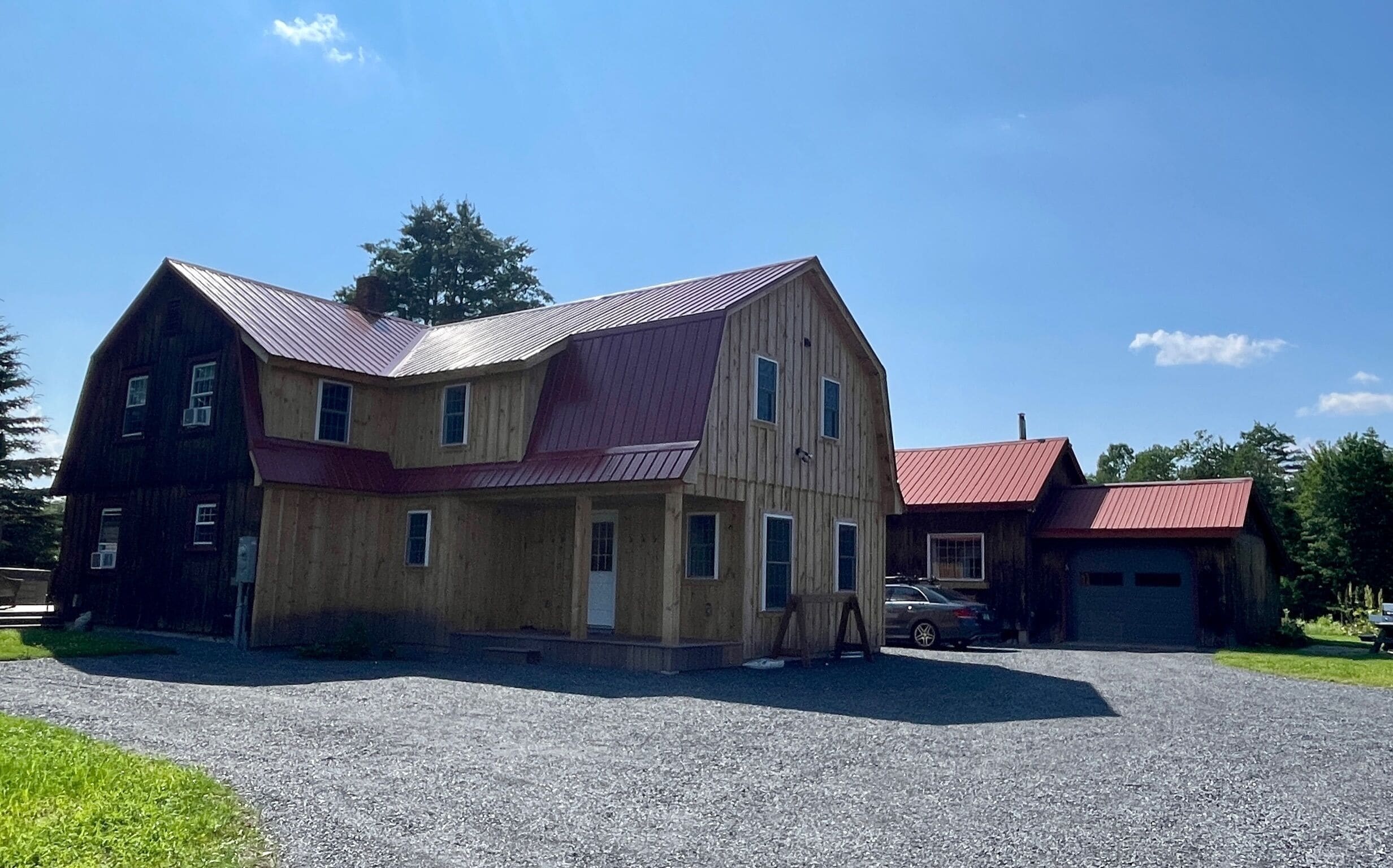 Cabin with guest house on biking/VAST trails