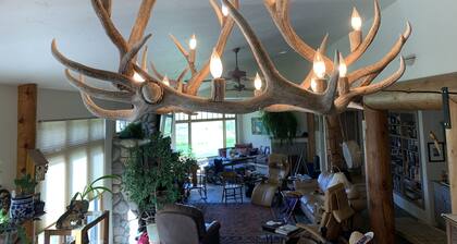 4 Bedroom Mountain Paradise with Grand Teton Views