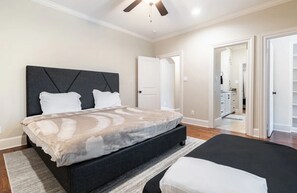 4 Schlafzimmer, Bügeleisen/Bügelbrett, WLAN, Bettwäsche