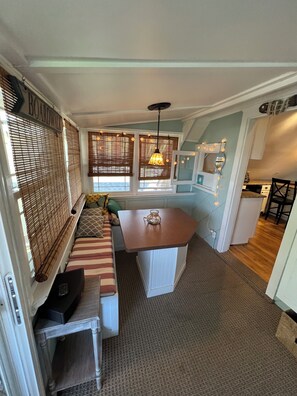 Interior - XL 2 Bedrm, Private Deck, Yard, 4 blocks to beach & boards! Close to EVERYTHING! (North Wildwood)