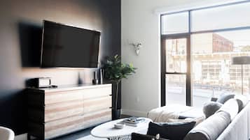 Smart TV, stereo