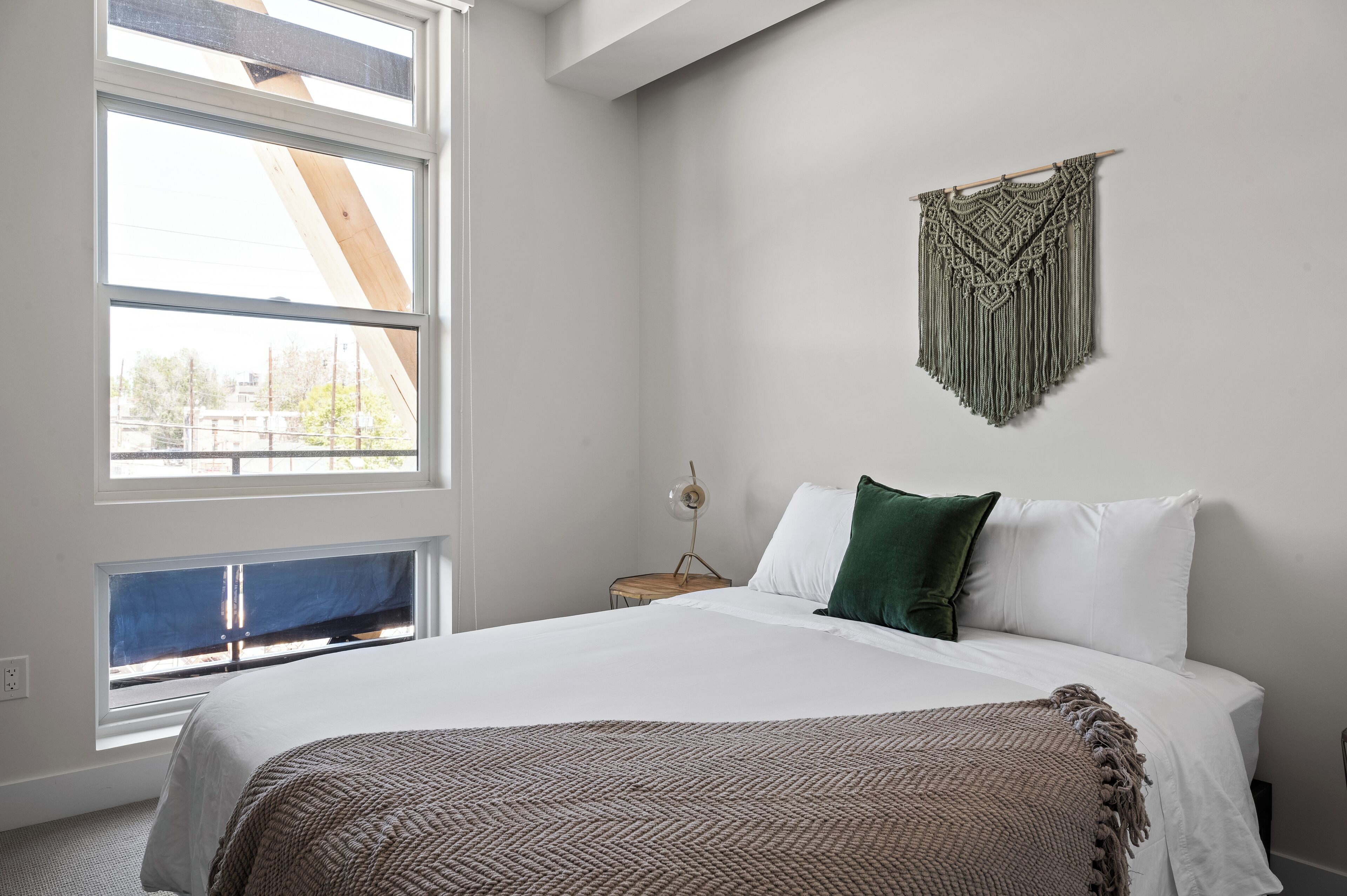 2 slaapkamers, een strijkplank/strijkijzer, gratis wifi, beddengoed