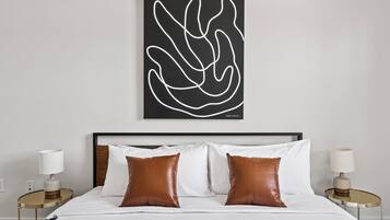 2 bedrooms, free WiFi, bed sheets, wheelchair access