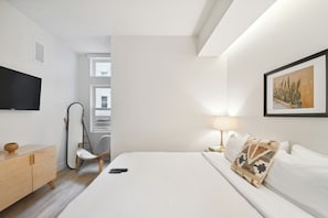 1 bedroom, iron/ironing board, free WiFi, bed sheets