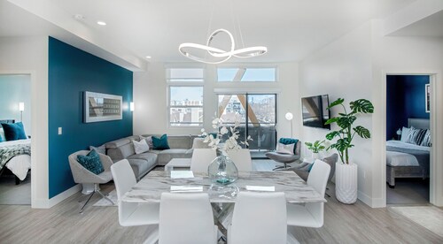 Level-Up Elegance | Stunning 2BR LoHi Loft | Walk to 44+ Restaurants