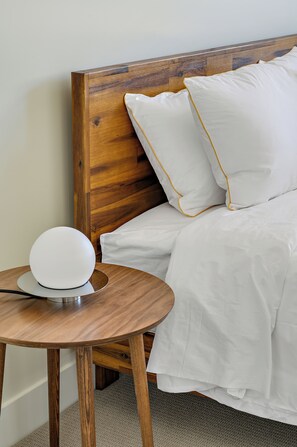 2 室のベッドルーム、アイロン / アイロン台、WiFi (無料)、ベッドシーツ