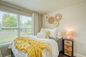 4 chambres, bureau, lit de bébé portatif, accès au Wi-Fi (inclus)